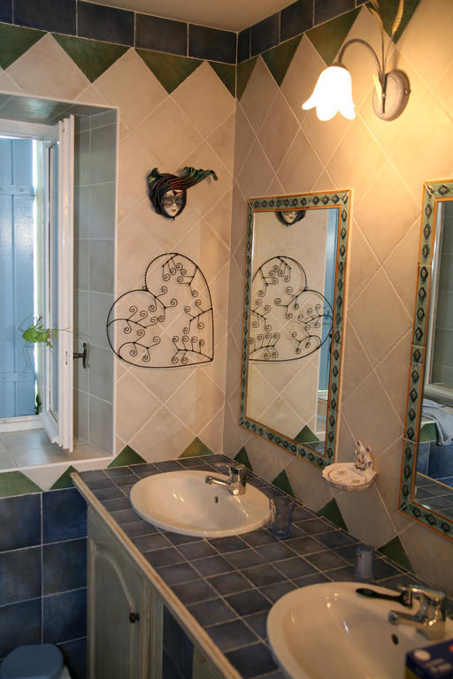 Hotel Mas des Sources Visan Habitación foto